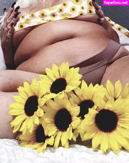 Lady Kay Lynn OnlyFans Thumbnail #qGMpV6JvXI