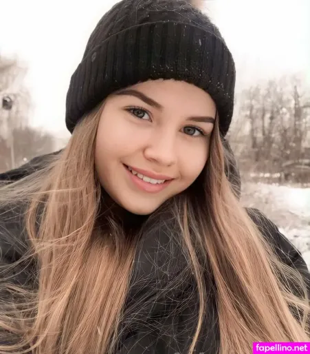 Lady Lora OnlyFans Thumbnail #KHRKEMRA6t