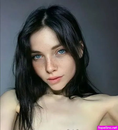 Lady Lora OnlyFans Thumbnail #YkI92b04na