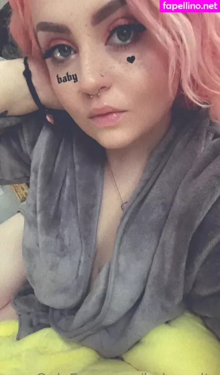 Lady Melts OnlyFans Thumbnail #UwrGyBGFQD