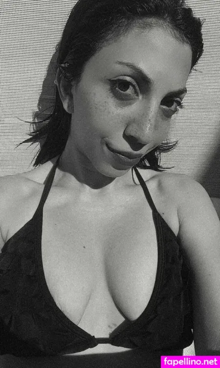 Lady Mia003 OnlyFans Thumbnail #XkvM7k0Rr4