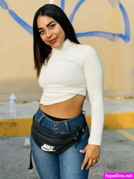 Lady Pays OnlyFans Thumbnail #4zW1HtVLtB