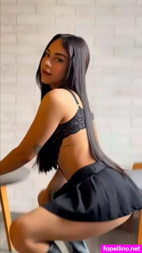 Lady Pays OnlyFans Thumbnail #8WhiI5eZev