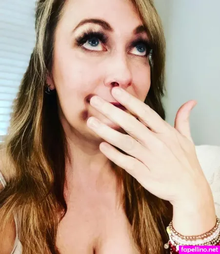 Lady Ruby OnlyFans Thumbnail #10CqjT8sF0