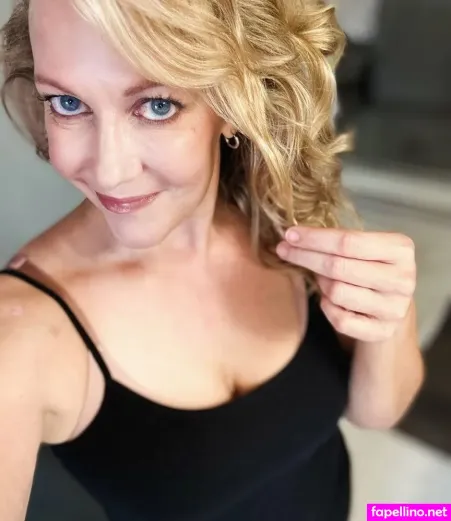 Lady Ruby OnlyFans Thumbnail #pW291qClRL