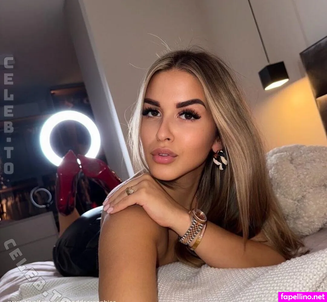 sophiebrat99, sophiexyx Nude Leaked OnlyFans Photo #7VDVF6sinV