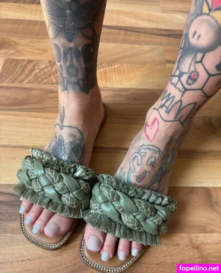 Lady Sunshine Ink 1 OnlyFans Thumbnail #ScoZoD69wB