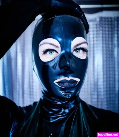 Lady Valeskax OnlyFans Thumbnail #ooKuktxpKZ