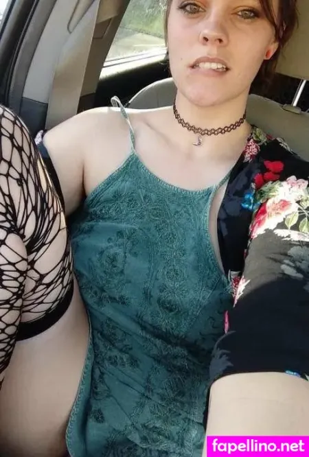 Lady Violet Main Profile Photo