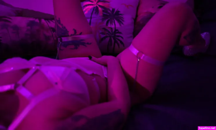 Lady Virginie OnlyFans Thumbnail #4PThXNPebs