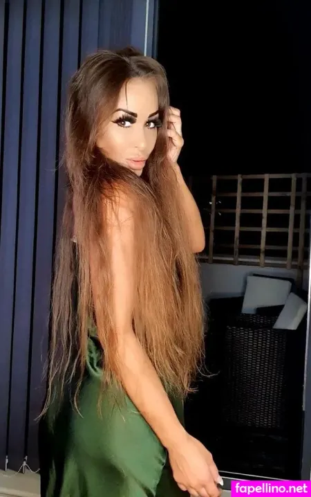 Ladyamandarendall OnlyFans Thumbnail #O3giIwg1eM