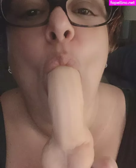 Ladyb Transforms OnlyFans Thumbnail #M6OflIx1oI