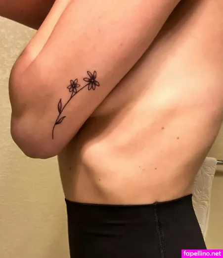 Ladybaccara OnlyFans Thumbnail #lJ04pszZMy