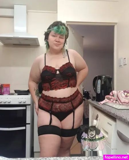 Ladybatushka OnlyFans Thumbnail #7isLv0qHNe