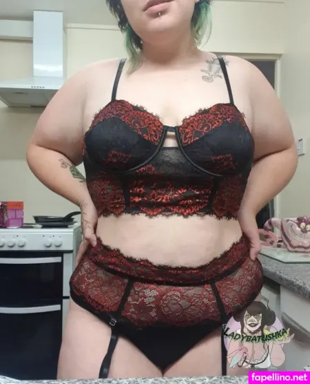 Ladybatushka OnlyFans Thumbnail #TLQzbk9zee