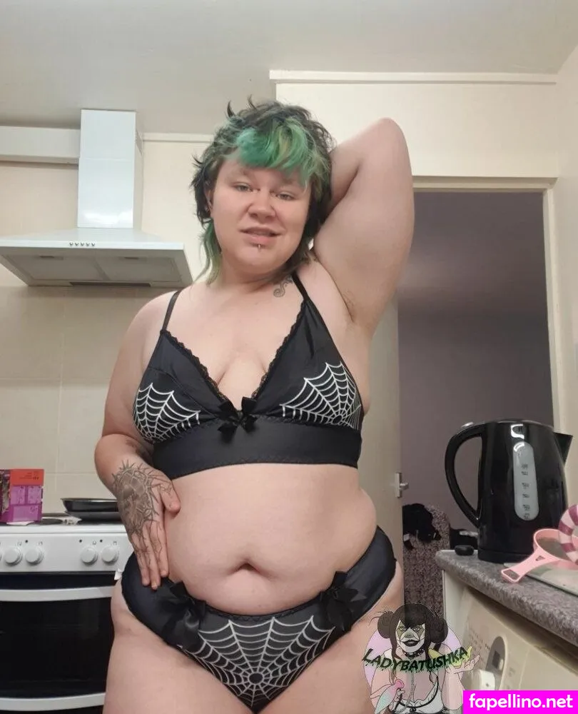 Ladybatushka, ladybatushkax Nude Leaked OnlyFans Photo #awEC14O0vf