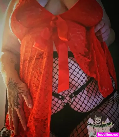 Ladybatushka OnlyFans Thumbnail #l8gLl9HKD3