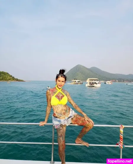 Ladyboyfaymai OnlyFans Thumbnail #mZ1c6RCMB0