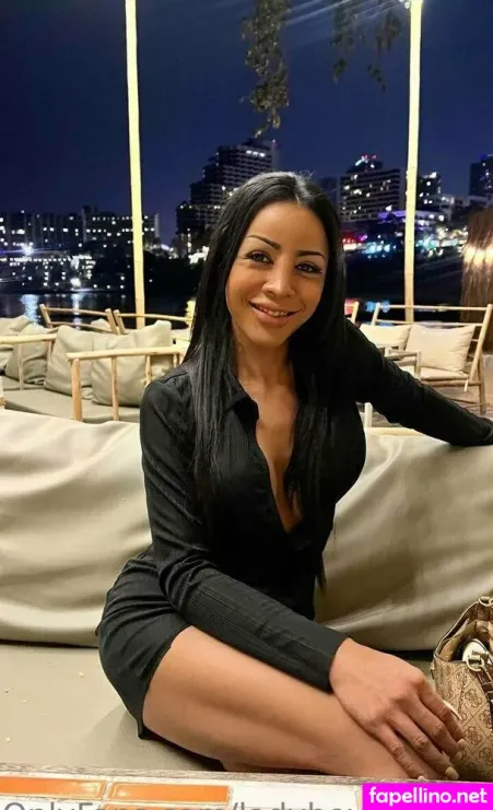 Ladyboyfernasia OnlyFans Thumbnail #40II8zaM2q