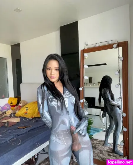 Ladyboyqueen1 OnlyFans Thumbnail #BbCXjAL3vp