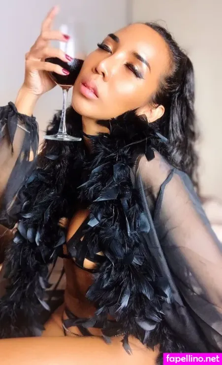 Ladyboyshasha OnlyFans Thumbnail #ehpQdQZNx7