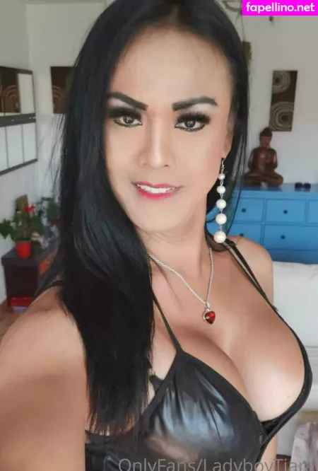 Ladyboytiara OnlyFans Thumbnail #5Uws70Hb4P