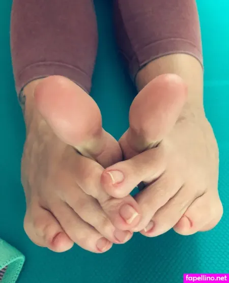 Ladydeefootfetish OnlyFans Thumbnail #6yuZXX7qUq