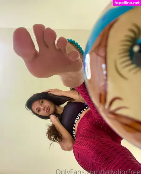 Ladydiorfree OnlyFans Thumbnail #9seGNU2X89