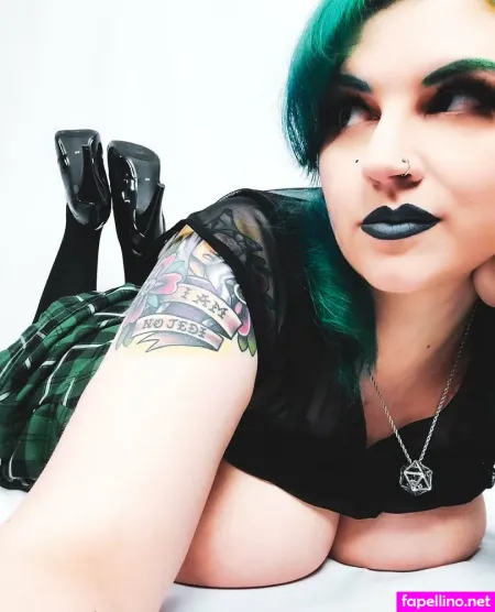 Ladydisdain OnlyFans Thumbnail #l5C9yD5g72