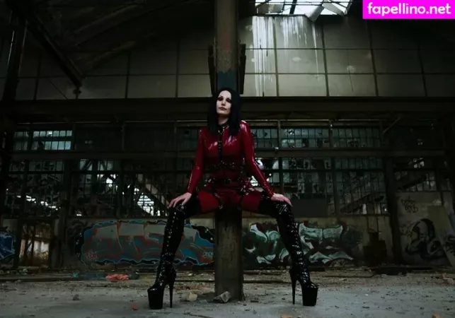 Ladyelvendoll OnlyFans Thumbnail #0ZrIn2t1gs