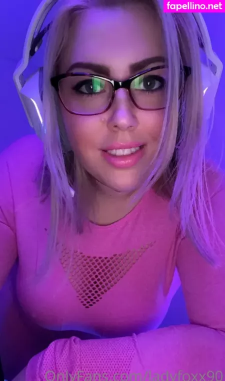 Ladyfoxx90 OnlyFans Thumbnail #2zErQMBb51