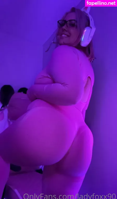 Ladyfoxx90 OnlyFans Thumbnail #DeSKgnDO0z