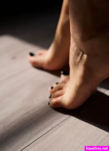 Ladyj Feet OnlyFans Thumbnail #Jk97Q4JQNf