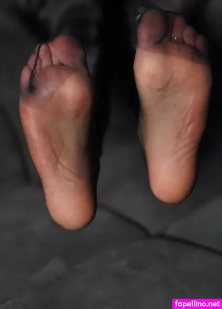 Ladyj Feet OnlyFans Thumbnail #oXwg8RpnS9