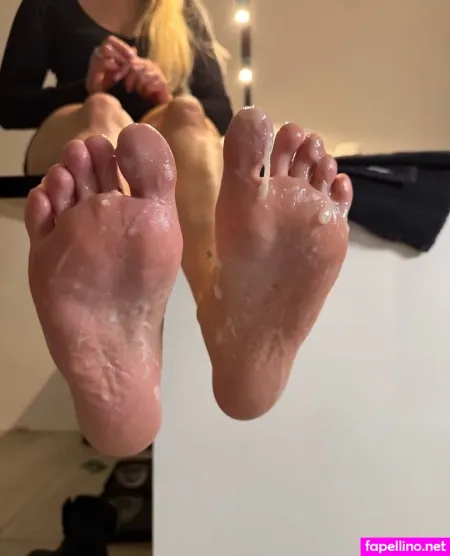 Ladyj Feet OnlyFans Thumbnail #pJp2LsyJLX