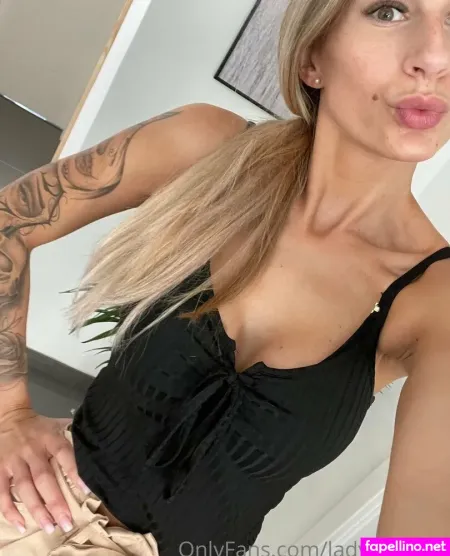 Ladyjamie69 OnlyFans Thumbnail #cqpsjqKeuQ