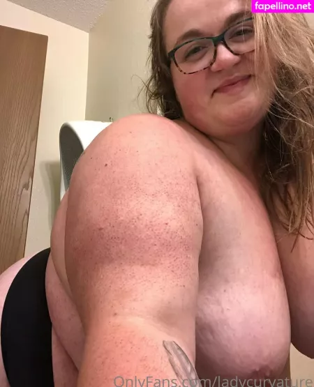 Ladykeepsherlegsopen OnlyFans Thumbnail #LWlITrVe0u