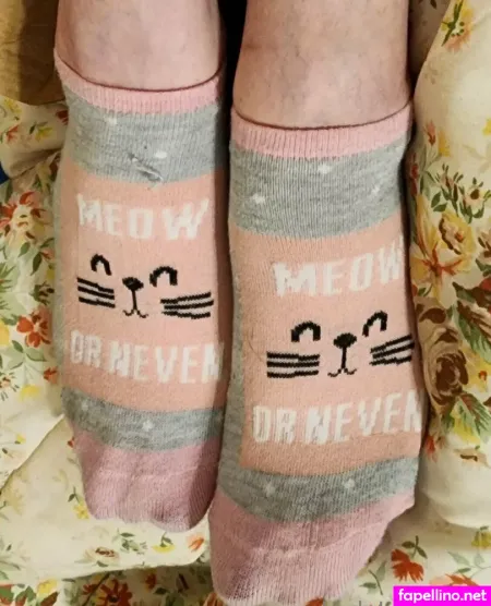 Ladylovetoes OnlyFans Thumbnail #KcJ5cobn8Q