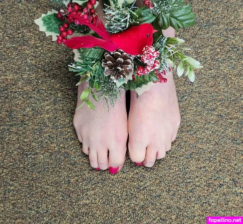 Ladylovetoes OnlyFans Thumbnail #eG1KBinMrO