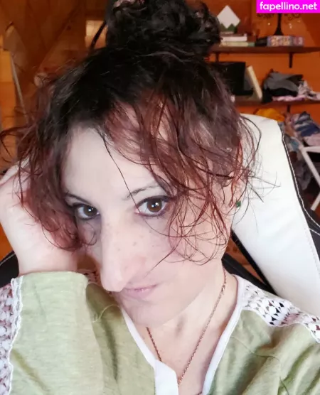Ladymoonbeam OnlyFans Thumbnail #2yOWiRnJjc