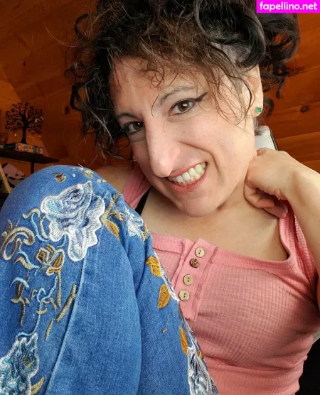 Ladymoonbeam OnlyFans Thumbnail #ld75gCNfXI