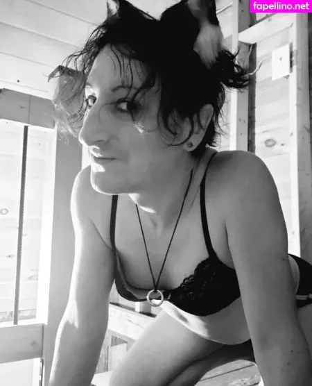 Ladymoonbeam OnlyFans Thumbnail #lvw7X7pa32