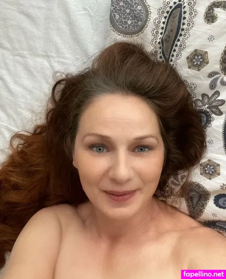 Ladyreb44 OnlyFans Thumbnail #hFbNdBRIfJ