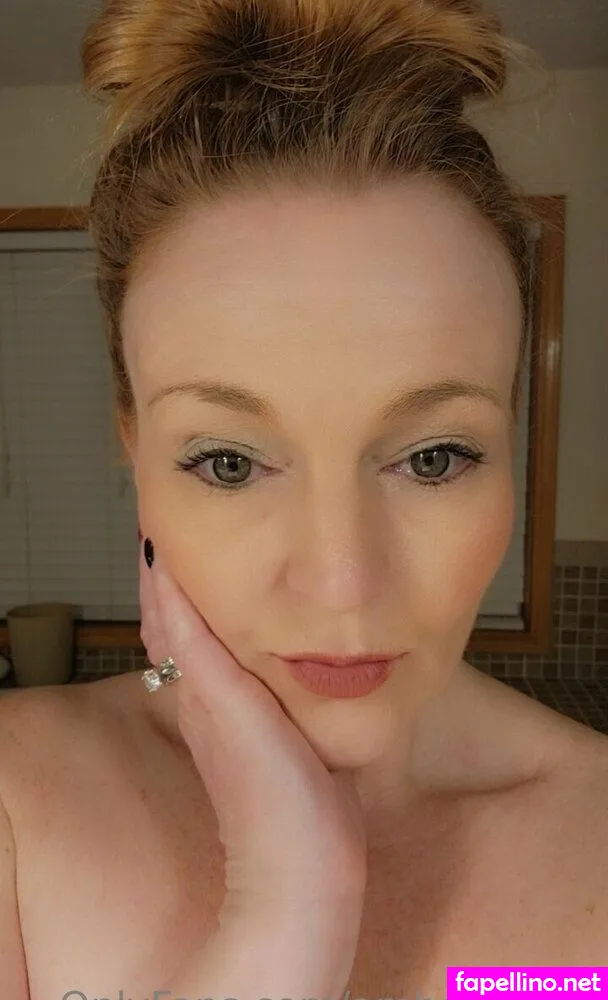 ladyredbusch77, ladyredbush_ Nude Leaked OnlyFans Photo #6vMav1osDo