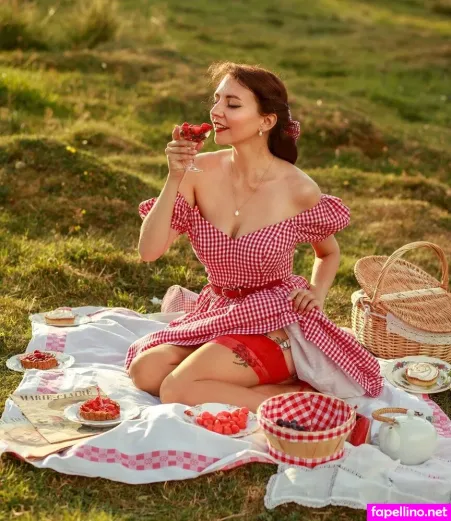 Ladyrouquette OnlyFans Thumbnail #mXeD45KCon