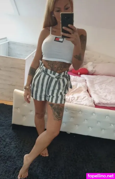 Ladysecrets OnlyFans Thumbnail #7LXE7WlmoW