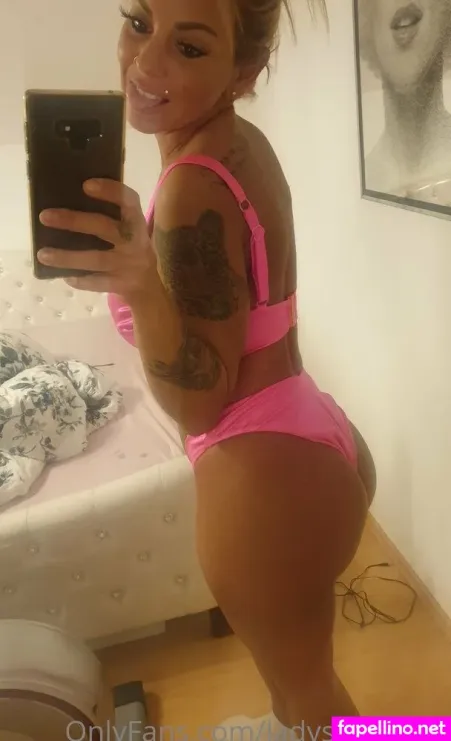 Ladysecrets OnlyFans Thumbnail #7dMWewKw2r