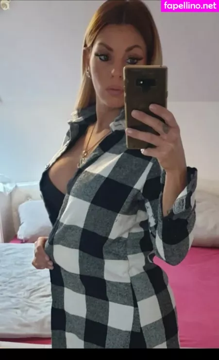 Ladysecrets69 OnlyFans Thumbnail #7hwNSoDgbq