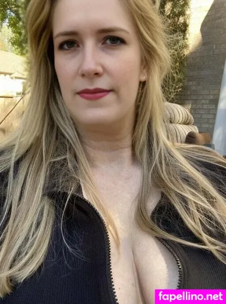 Ladyserenafree OnlyFans Thumbnail #sjaaYaMQYc