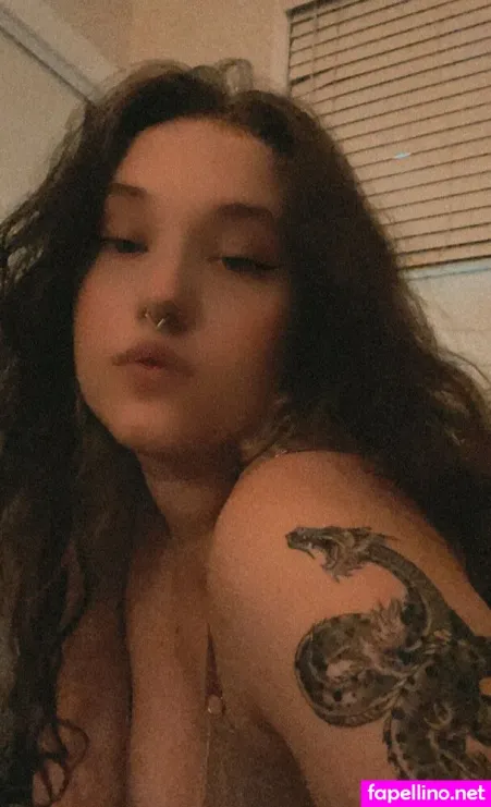 Ladyserpent OnlyFans Thumbnail #q3X1tqBTa2